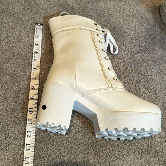 Women’s White Lace Up Chunky Heeled Boots Size 11 (42 EU) NEW - Picture 13 of 13